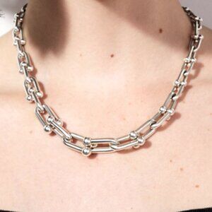 Hardware Bold Large Links U shaped Necklace